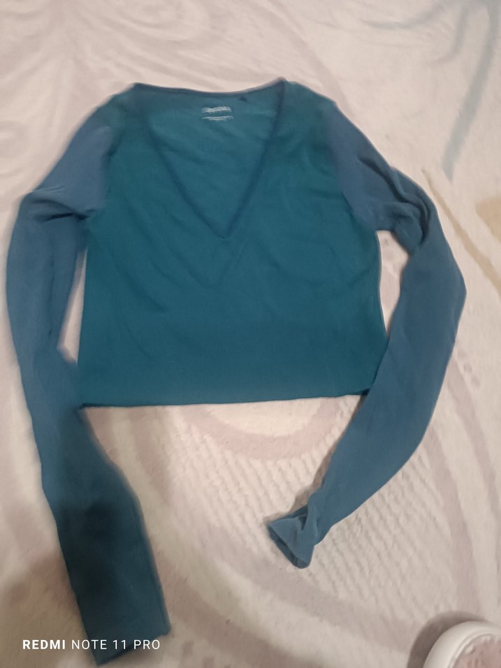 V Yaka Uzun Kollu Kadın Bluz - Mavi - Görsel 3