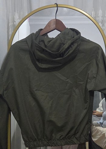 Kapüşonlu Fermuarlı Yeşil Spor Yağmurluk - Görsel 2