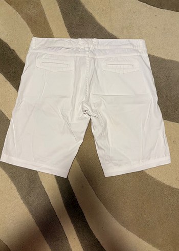 Kadın Beyaz Bermuda Şort - Görsel 5