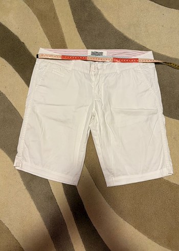 Kadın Beyaz Bermuda Şort - Görsel 4