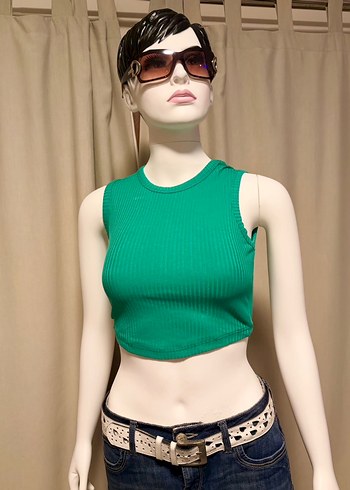 Yeşil Kısa Üst - Görsel 2