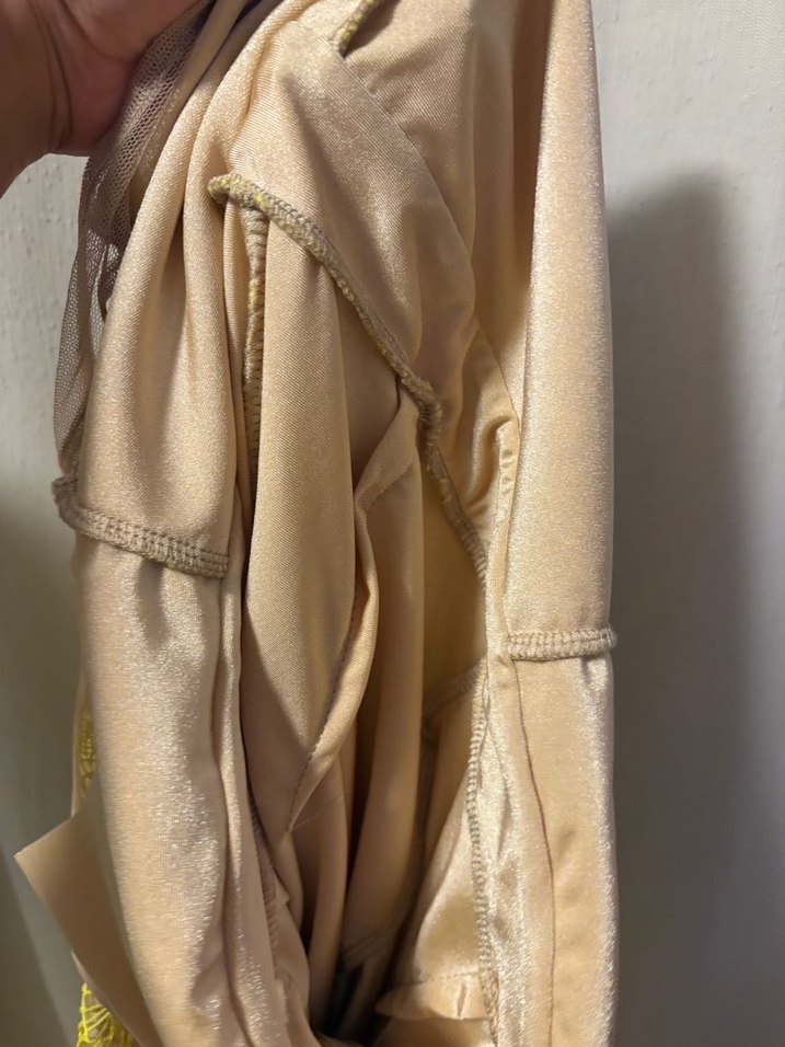 Sarı Nakışlı Uzun Dantelli Kadın Elbise - Görsel 5