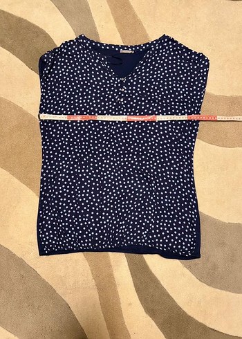 Lacivert Puantiyeli V Yakalı Kadın Bluz - Görsel 3