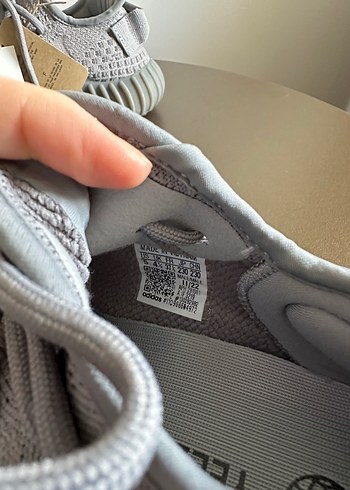 Adidas Yeezy Spor Ayakkabı - Görsel 2