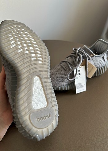 Adidas Yeezy Spor Ayakkabı - Görsel 4