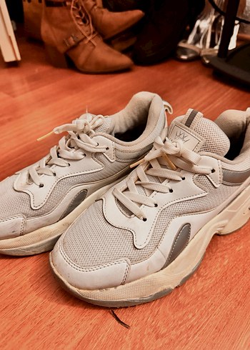 Beyaz Kadın Dolgu Topuk Spor Ayakkabı - Görsel 2