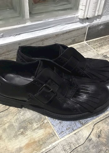 Tokalı Siyah Gotik Erkek Ayakkabı - Görsel 2