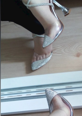 Gri Parlak Taşlı Stiletto Abiye Ayakkabı - Görsel 2