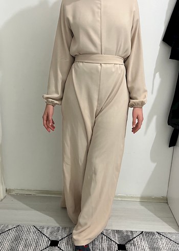 Bej Yüksek Yakalı Salaş Kumaş Tulum - Görsel 2