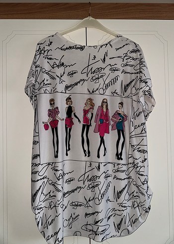 Beyaz, renkli baskılı, kısa kollu kız tişörtü - Görsel 2