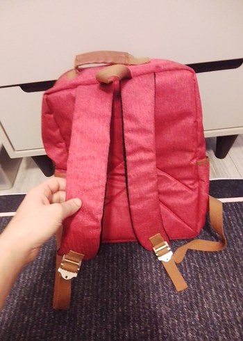 Bordo Fermuarlı Kadın Sırt Çantası - Görsel 2