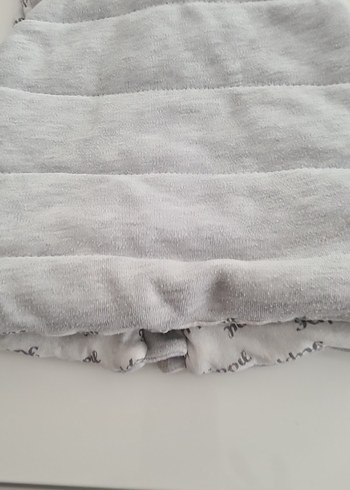 Erkek Çocuk Gri Düğmeli Kapüşonlu Yelek - Görsel 5