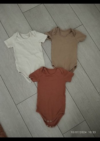 Tiny Love  Yenidoğan