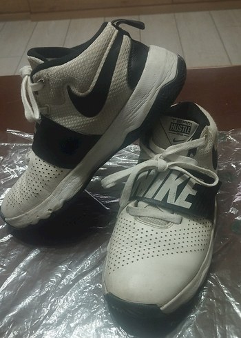 Nike 38 numara unisex kullanıma uygun - Görsel 4