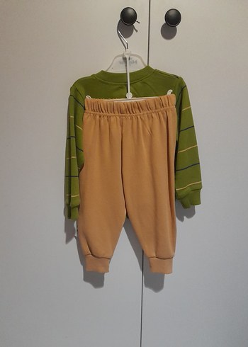 Uzun Kollu Düğmeli Bebek Erkek Takımı - Görsel 2