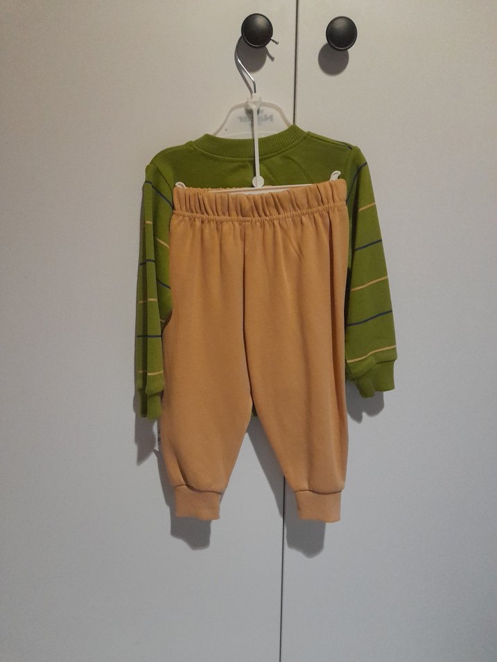 Uzun Kollu Düğmeli Bebek Erkek Takımı - Görsel 2