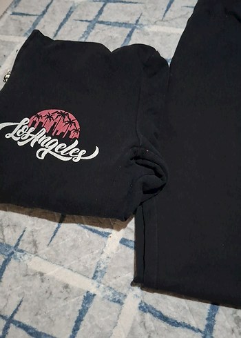 Siyah Kapüşonlu Fermuarlı Kadın Ceket - Görsel 2