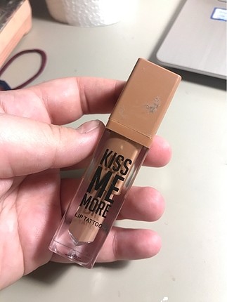 Flormar kiss me more lip tattoo