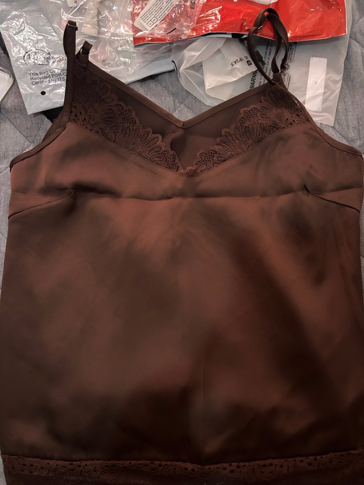 Kahverengi Dantel Detaylı üst - Görsel 4