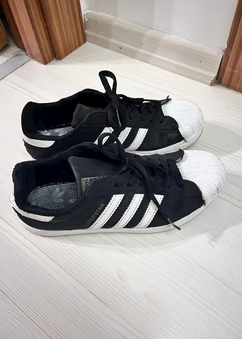 Adidas Siyah Beyaz Çizgili Kadın Spor Ayakkabı - Görsel 2