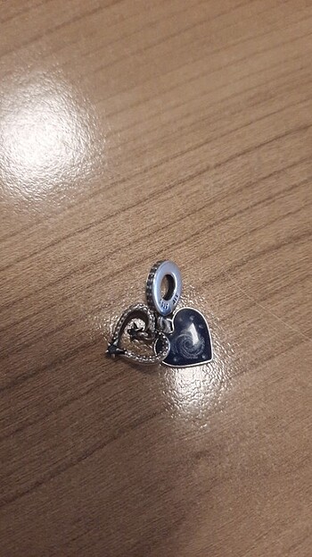 Pandora Charm ( loseve bagis yapilacaktir)
