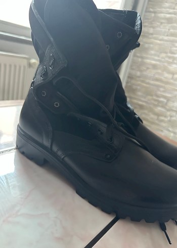 Siyah Deri Erkek Goth Bot - Görsel 8