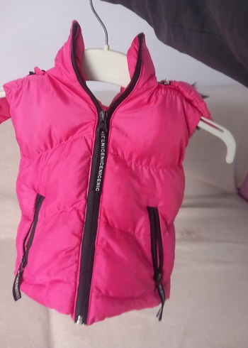 Kız Çocuk Kapüşonlu Pembe Kürklü Yelek - Görsel 2