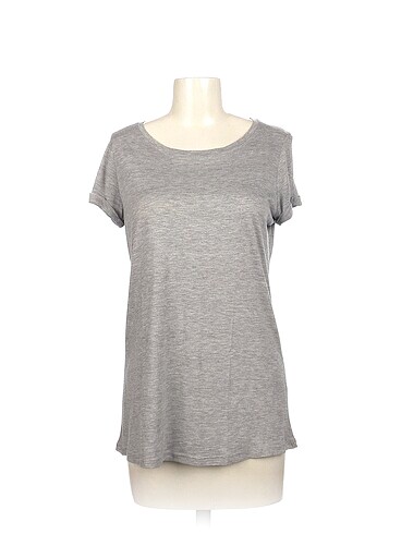 Koton T-shirt %70 İndirimli.
