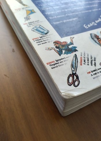 First Dictionary English-English - Görsel 3