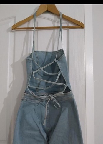 Sırt Dekolteli Kot Tulum - Görsel 3