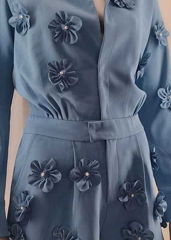 Petrol mavi, 3D çicek aplikeli, incili Kadın Mini Tulum. - Görsel 11