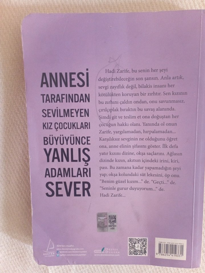Beni Neden Sevmedin Anne? - Esra Ezmeci - Görsel 2