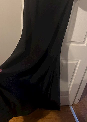 Beyaz Siyah Uzun Drapeli Straplez Abiye Elbise - Görsel 4