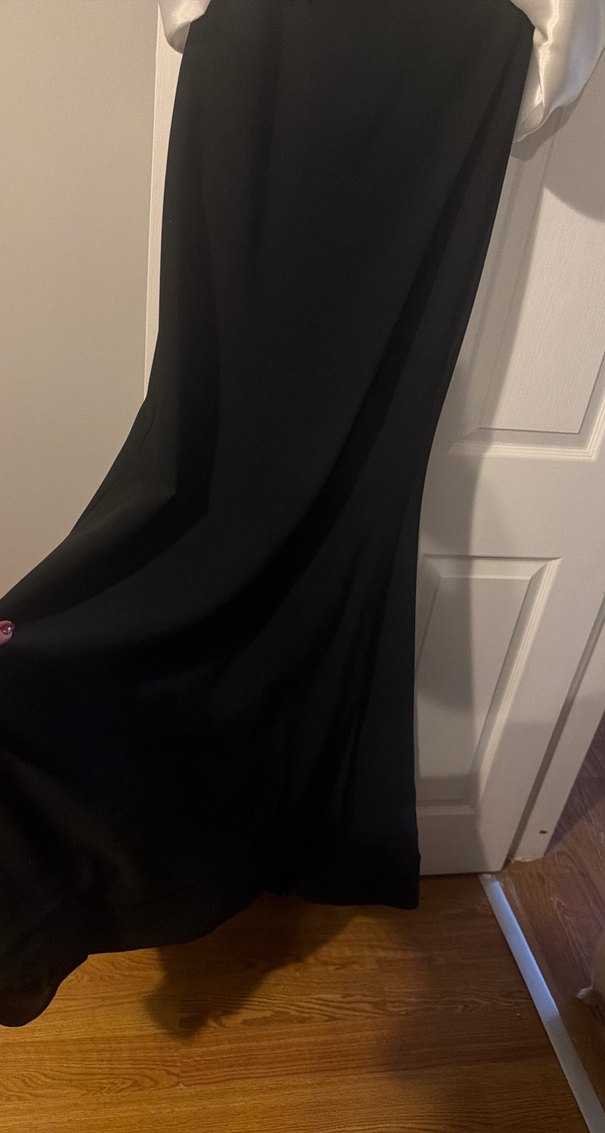 Beyaz Siyah Uzun Drapeli Straplez Abiye Elbise - Görsel 4