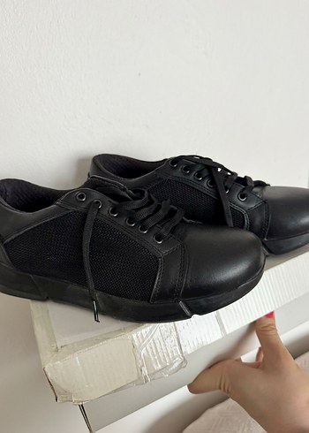 Kadın Siyah Günlük Spor Ayakkabı - Görsel 3