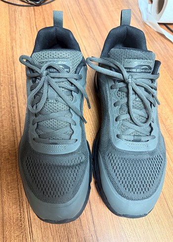 Skechers 43