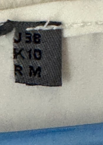 Düğmeli Beyaz Kadın Bluz - Görsel 2