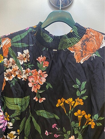 Çiçekli elbise - Görsel 4