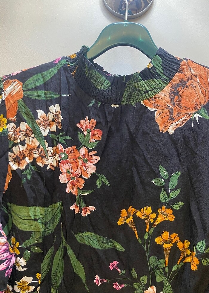 Çiçekli elbise - Görsel 4