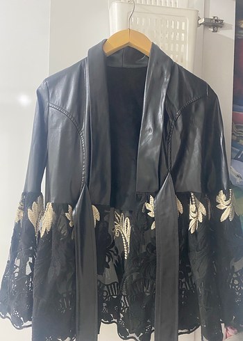 Yurdışı tasarım Kadın Siyah Deri ceket - Görsel 2