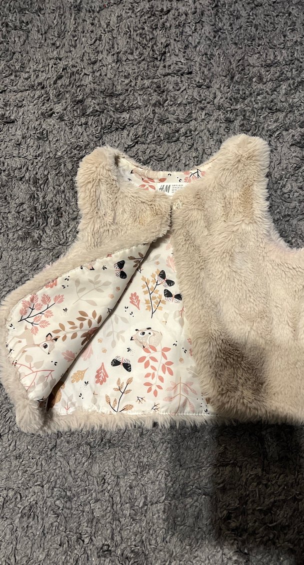 Kız Çocuk Gri Kürklü Kolsuz Yelek - Görsel 2