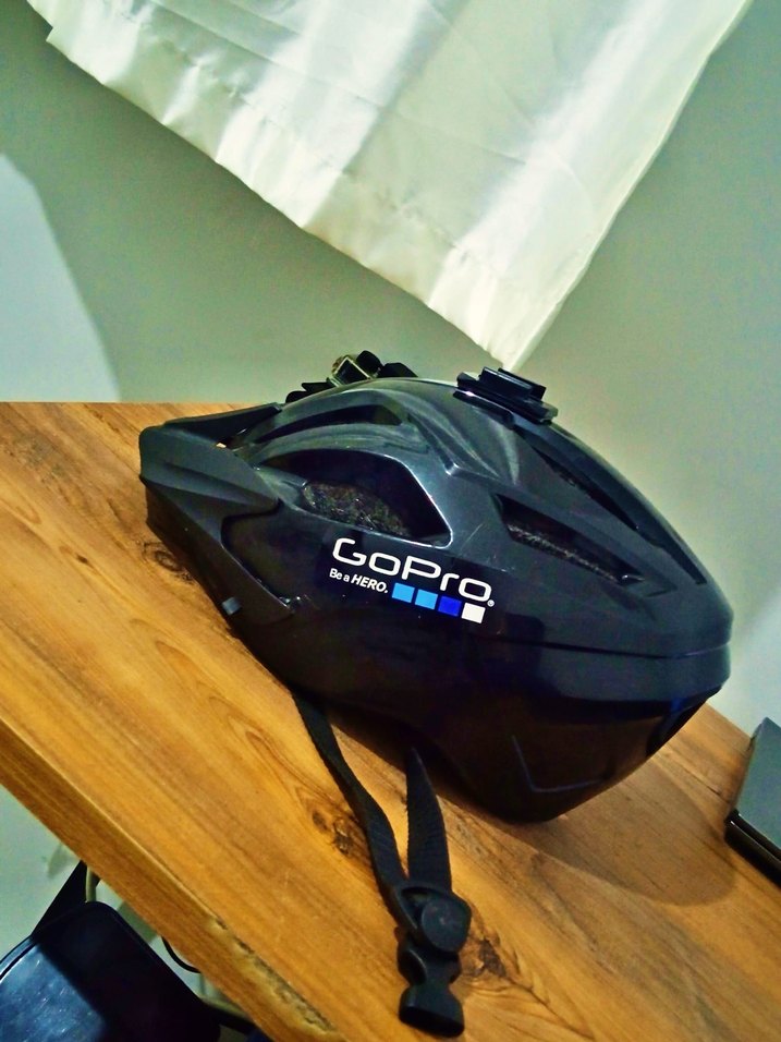 Siyah Rockrider Kemerli Motosiklet Kaskı - Görsel 4