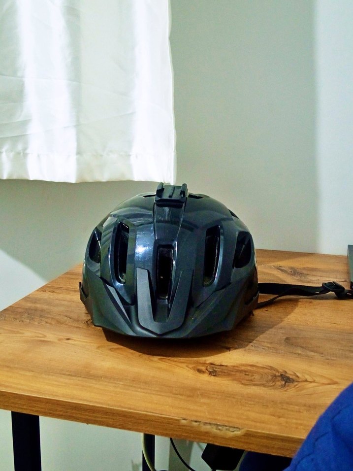 Siyah Rockrider Kemerli Motosiklet Kaskı - Görsel 2