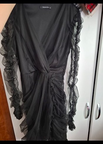 Siyah Uzun Gotik Fırfırlı Abiye Elbise - Görsel 2