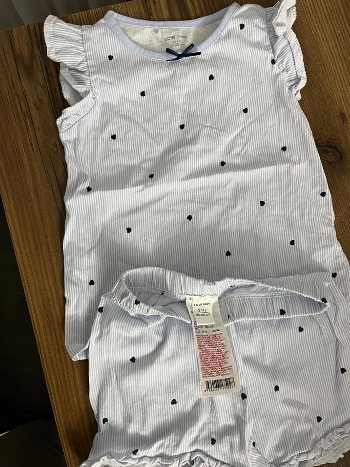 Kız çocuk pijama takımı LCW marka  3/4 yaş - Görsel 2
