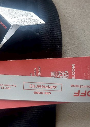 Siyah Kapüşonlu Punk Tarzı Sweatshirt - Görsel 4