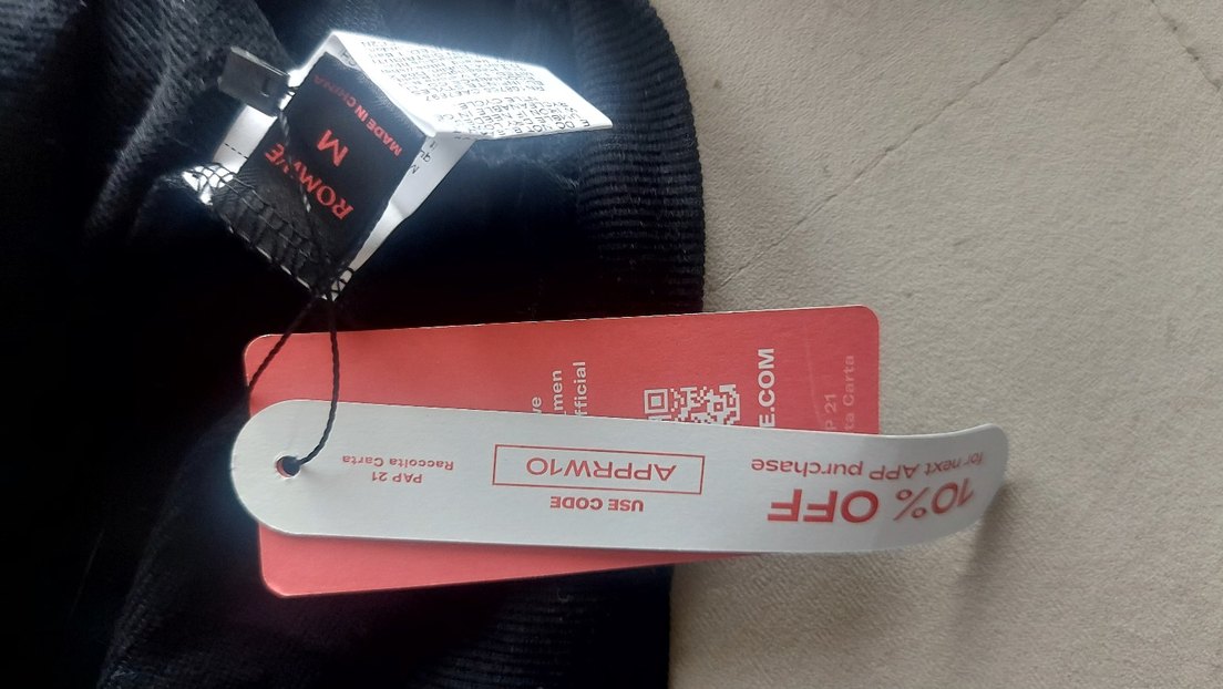 Siyah Kapüşonlu Punk Tarzı Sweatshirt - Görsel 4