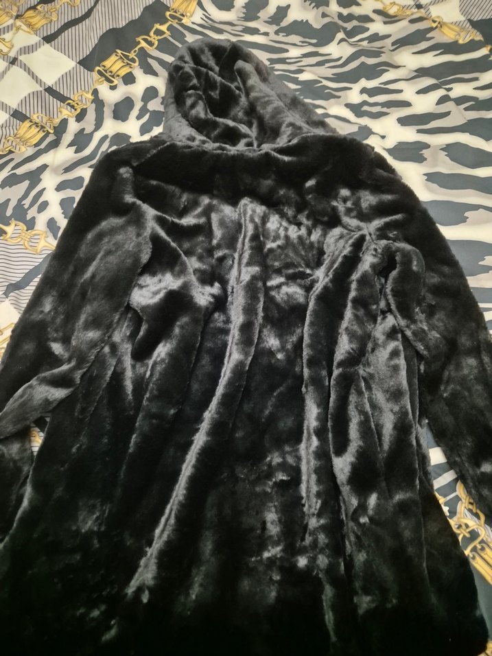 Siyah Kapüşonlu Uzun Kadın Peluş Mont - Görsel 4