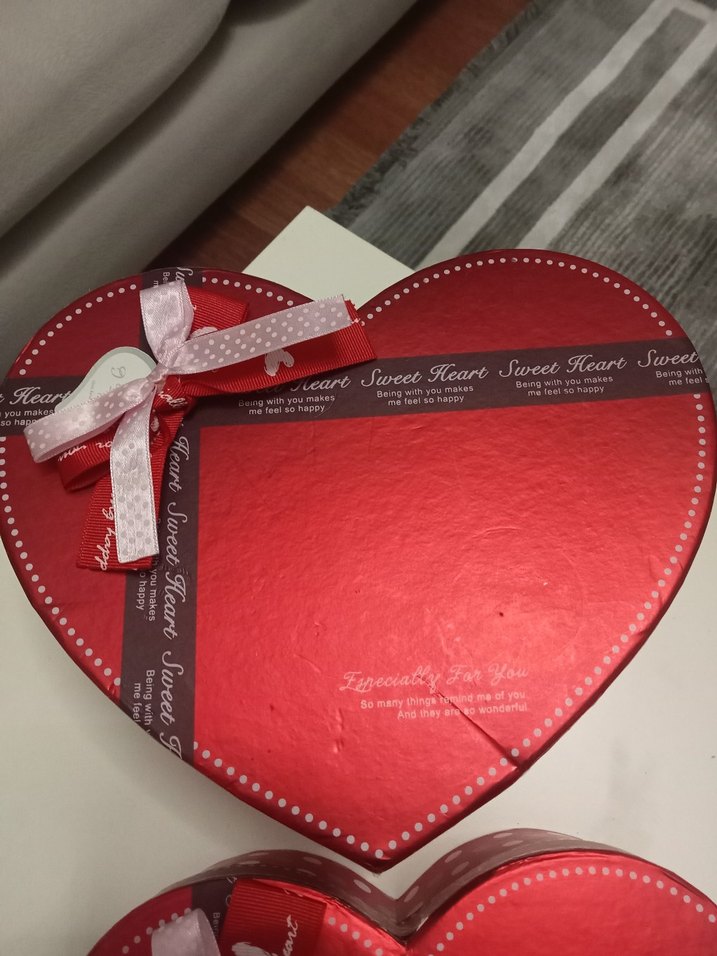 Kırmızı Kalp Şeklinde Hediye Kutuları Seti - Görsel 2