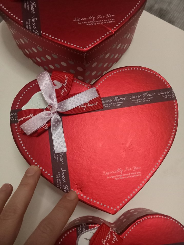 Kırmızı Kalp Şeklinde Hediye Kutuları Seti - Görsel 4